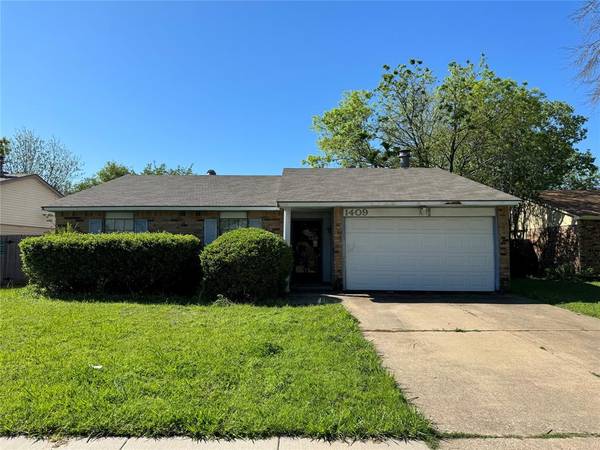 1409 Clark Trail, Grand Prairie, TX 75052