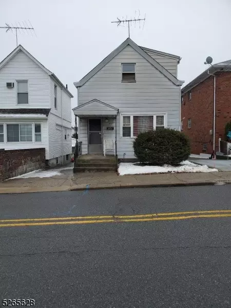 415 Preakness Ave, Paterson City, NJ 07502