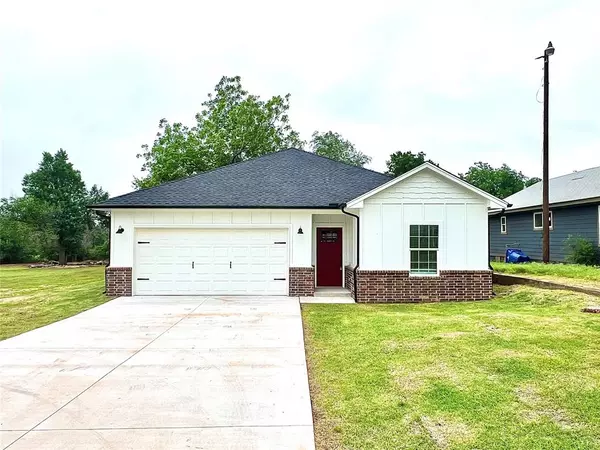 1918 E Springer Avenue, Guthrie, OK 73044