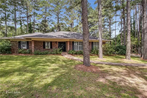 1402 N Acres, Springhill, LA 71075