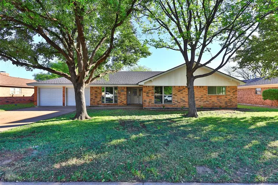 2926 Robertson Drive, Abilene, TX 79606