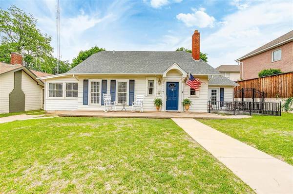 4617 Collinwood Avenue, Fort Worth, TX 76107