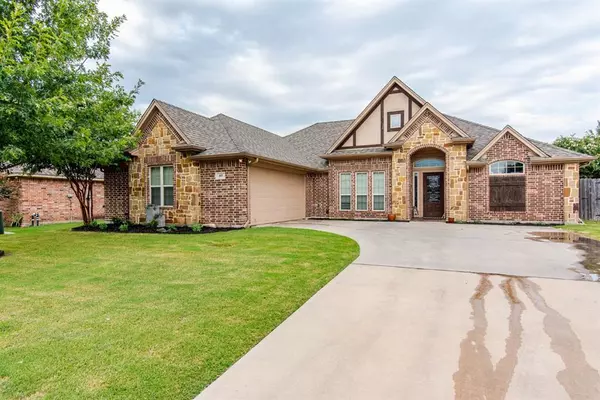 Waxahachie, TX 75165,107 Monarch Court