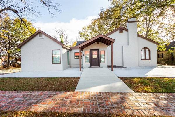 303 W 1st Street, Mount Pleasant, TX 75455