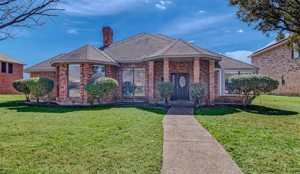 4418 Rosebud Drive, Rowlett, TX 75089