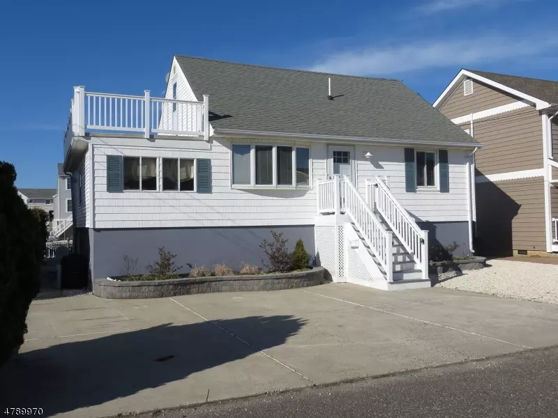 211 Haddonfield Ave, Lavallette Boro, NJ 08735