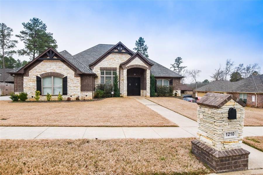 1210 Dreamcatcher, Tyler, TX 75703