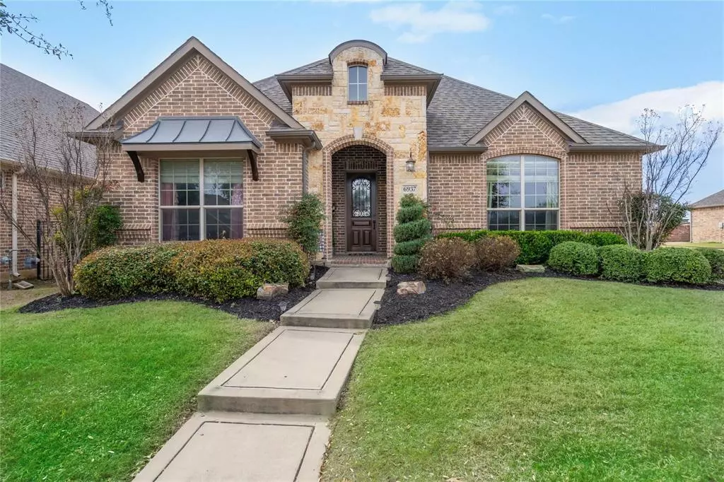 North Richland Hills, TX 76182,6937 Bobwhite Drive