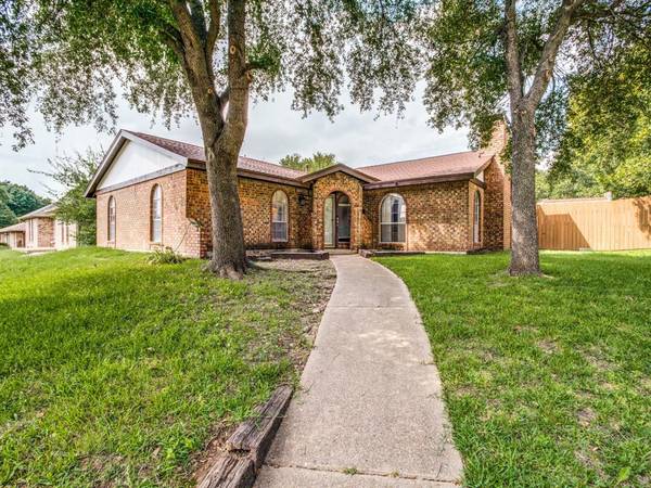 735 S Forest Lane, Duncanville, TX 75116