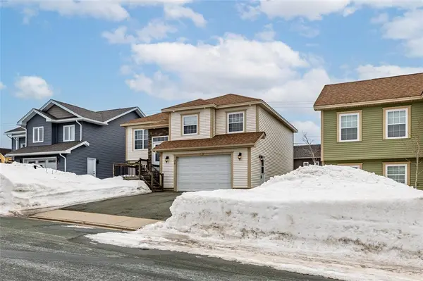 30 Denehurst Street, Paradise, NL A1L 0S7