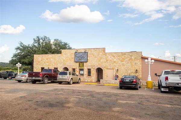 226 SW Big Bend Trail, Glen Rose, TX 76043