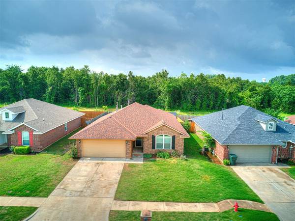 9336 Peachtree Lane, Midwest City, OK 73130