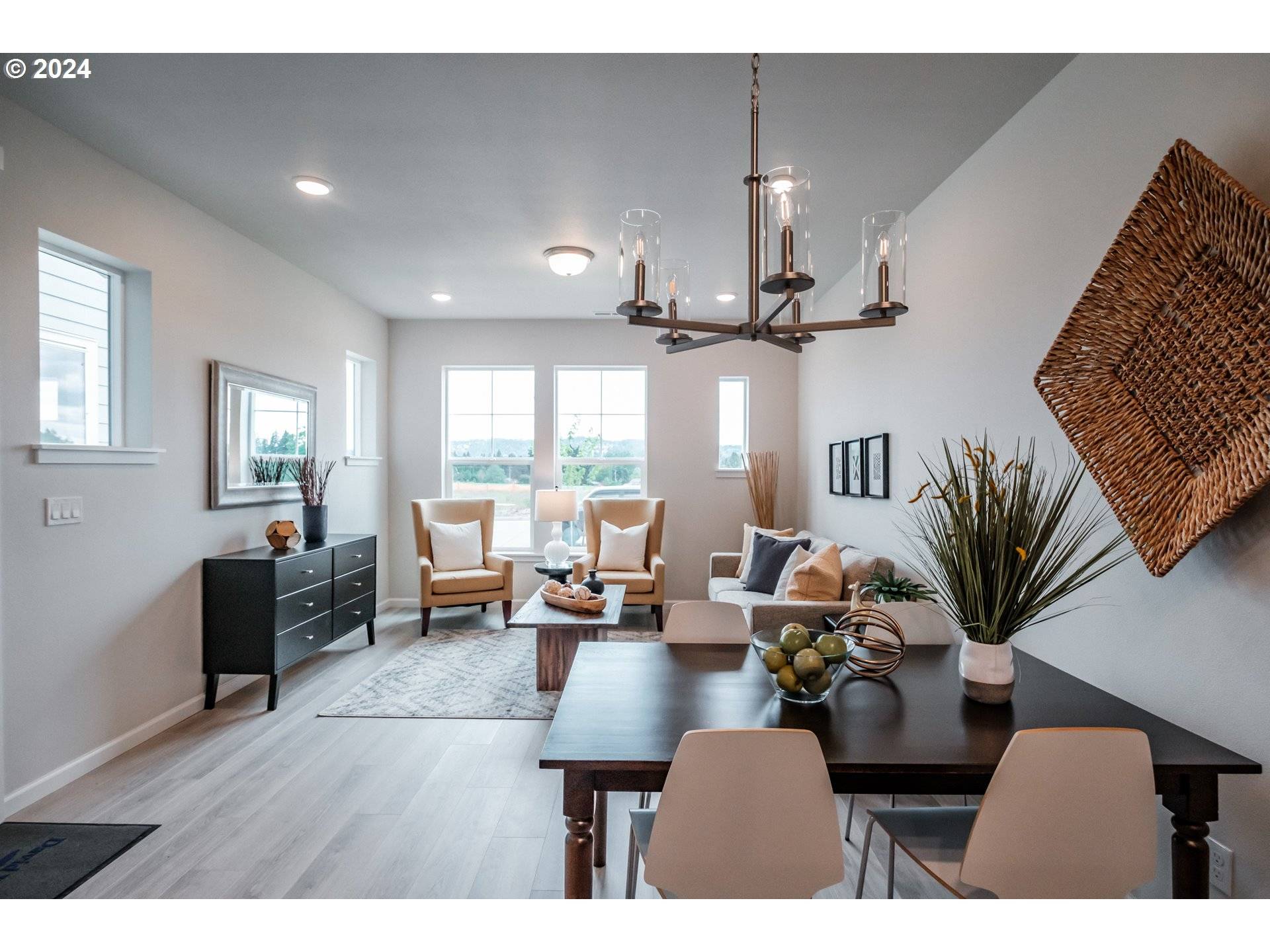 Hillsboro, OR 97123,8373 SE Kinnaman ST