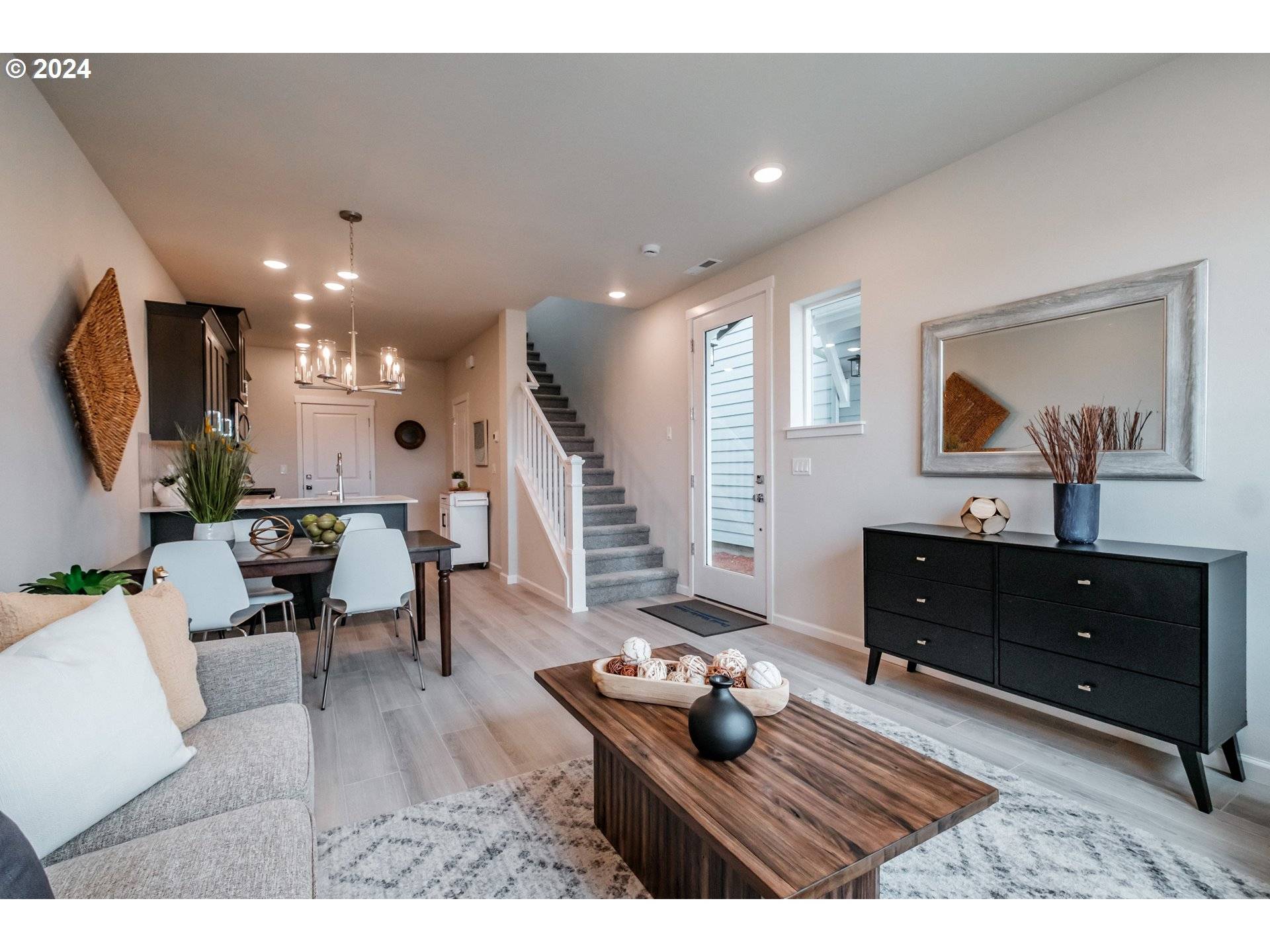 Hillsboro, OR 97123,8373 SE Kinnaman ST