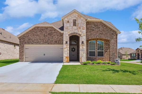 11002 Autry Ridge Lane, Aubrey, TX 76227