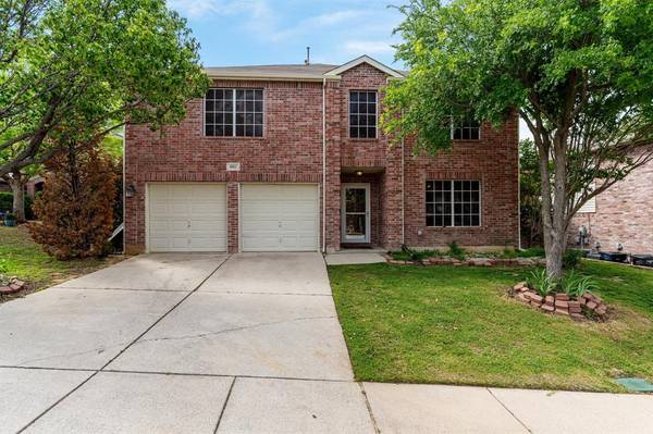 8312 Rocky Court, Fort Worth, TX 76123