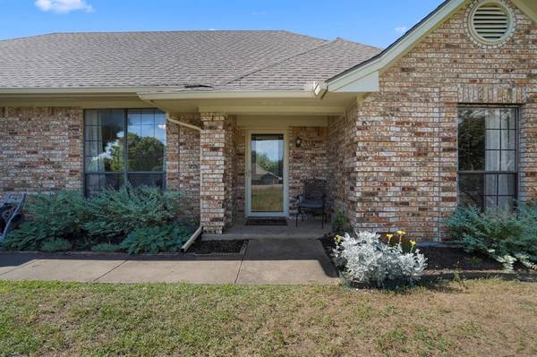 106 Hillside Drive, Aledo, TX 76008