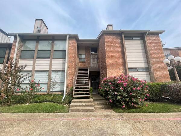 5705 Marvin Loving Drive #106, Garland, TX 75043