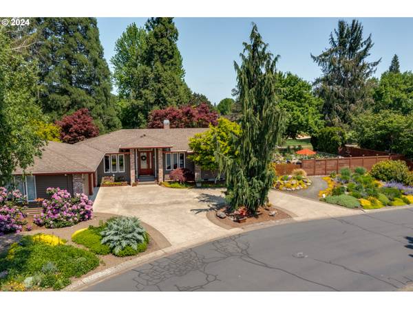 1267 NW TORRES PINE CT,  Mc Minnville,  OR 97128