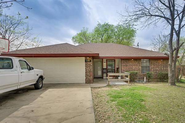 2800 Terry Court, Denton, TX 76209