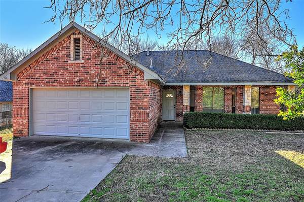 1904 W Day Street, Denison, TX 75020