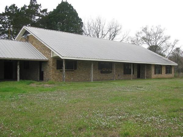 195 Fcr 190, Streetman, TX 75859