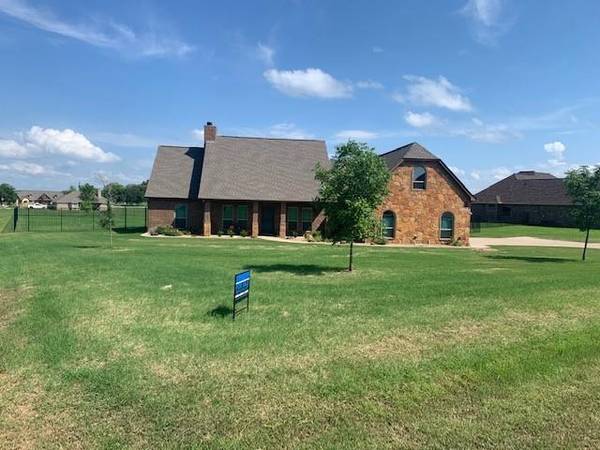 101 Champion Court, Brock, TX 76087