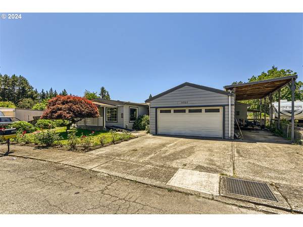 13722 HEATHER LN NE, Aurora, OR 97002