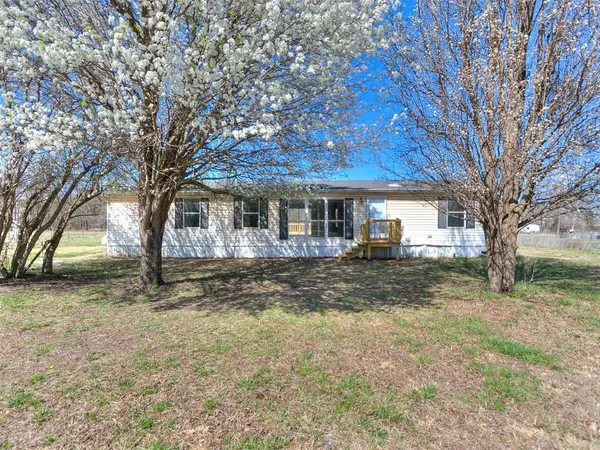 18401 Pecan Valley Road, Newalla, OK 74857