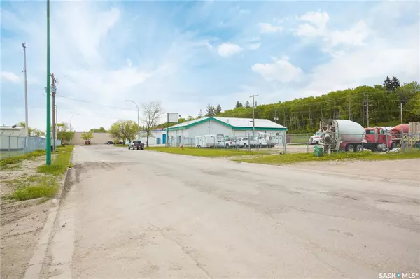 Prince Albert, SK S6V 3X6,325 17th STREET W