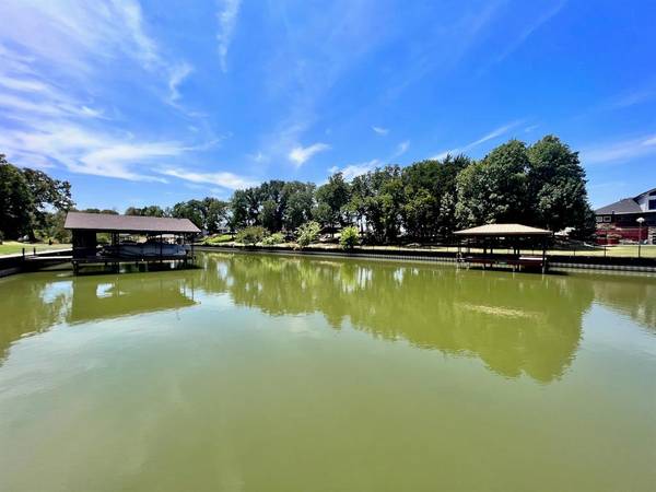 Lot 439 Waters Edge Drive, Corsicana, TX 75109