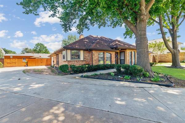 Grapevine, TX 76051,520 Brookside Drive