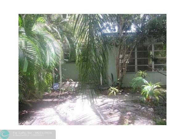 257 SW 7TH ST, Dania Beach, FL 33004