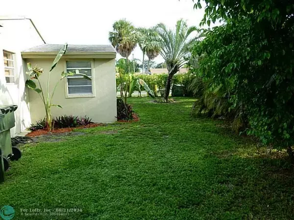 Dania Beach, FL 33004,266 SW 5TH ST