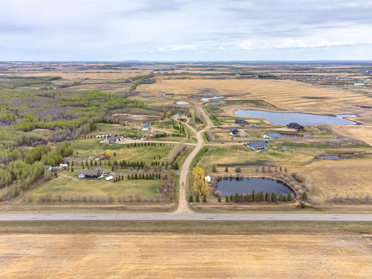 Rural, SK S9V 0X7,32 Hillgreen DR