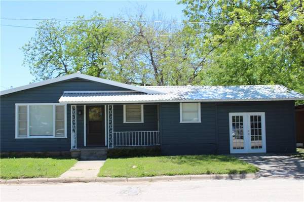 501 Needham Street, Coleman, TX 76834