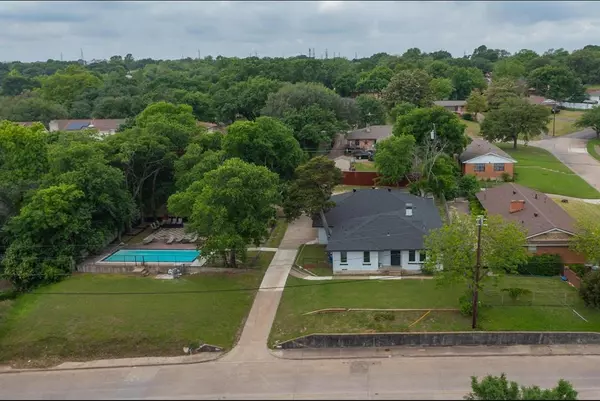 1611 Bonnie View Road, Dallas, TX 75203