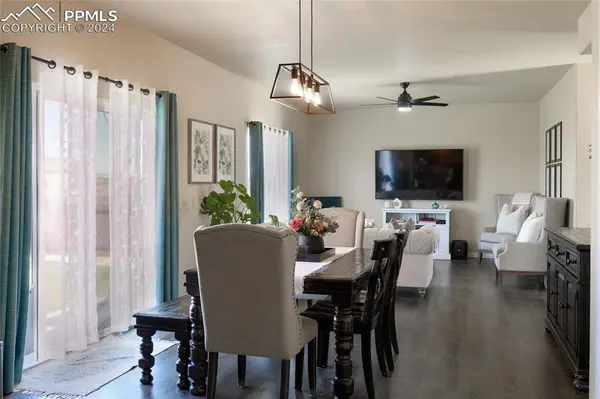 10454 Abrams DR, Colorado Springs, CO 80925