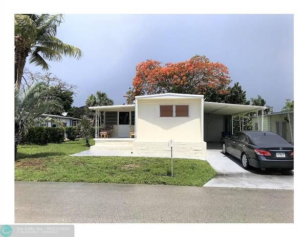 2010 SW 84th Ave,  Davie,  FL 33324