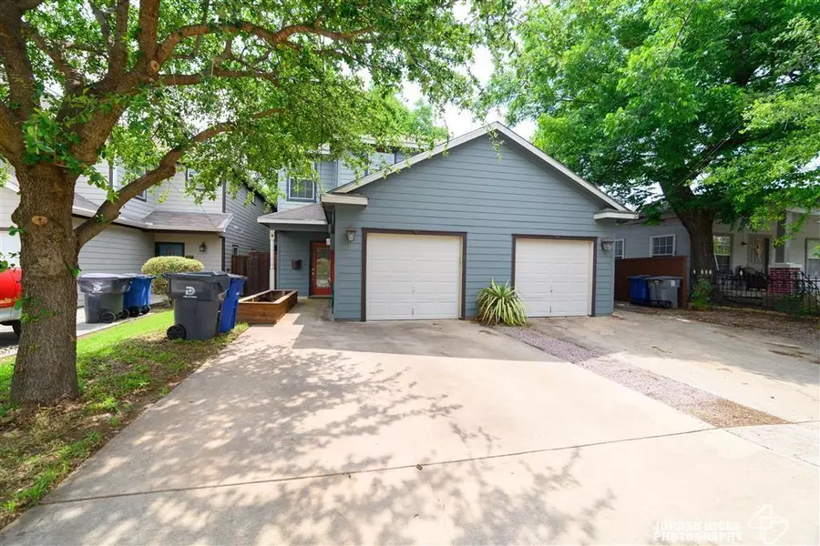 826 N Beckley Avenue, Dallas, TX 75203