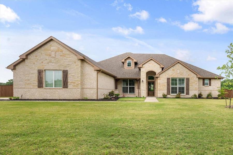 2118 Sugar Button Lane, Alvarado, TX 76009