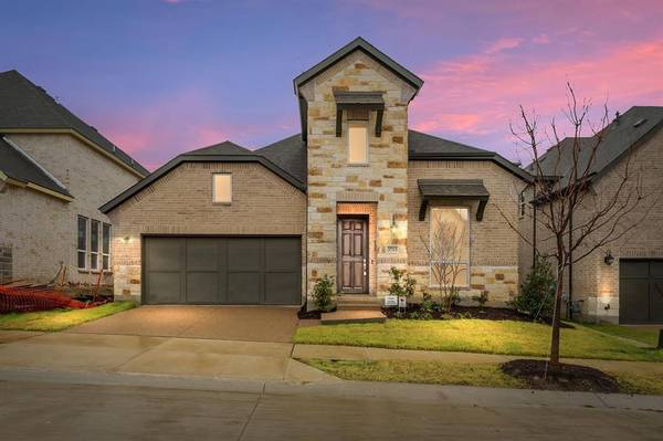 3713 Damsel Brooke Street, Lewisville, TX 75056