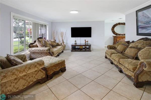 Coral Springs, FL 33065,2546 NW 120th Ter