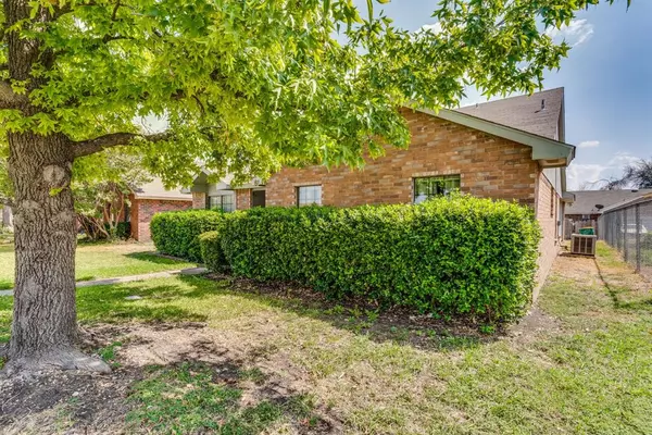 Cedar Hill, TX 75104,809 Whitney Street