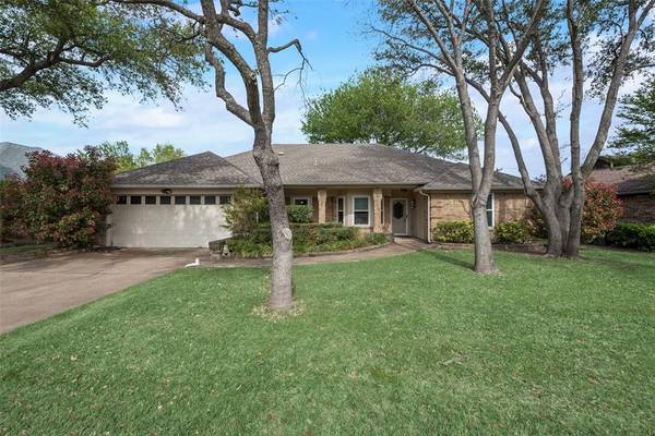 5724 Caracas Drive, North Richland Hills, TX 76180