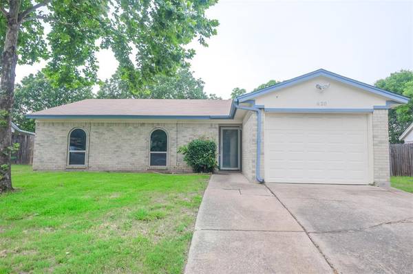 620 Reveille Road,  Fort Worth,  TX 76108