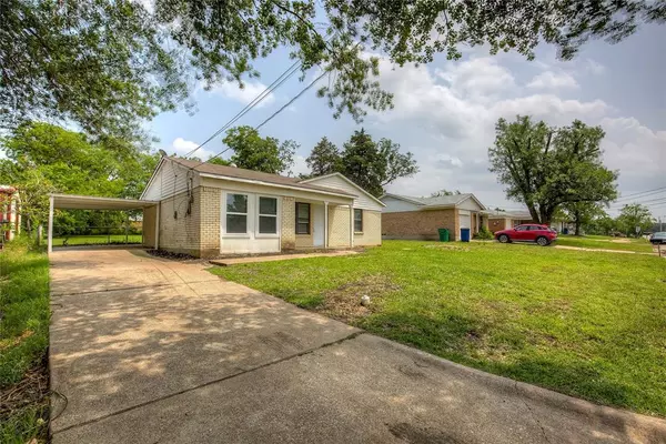 Greenville, TX 75402,5403 Roberts Street