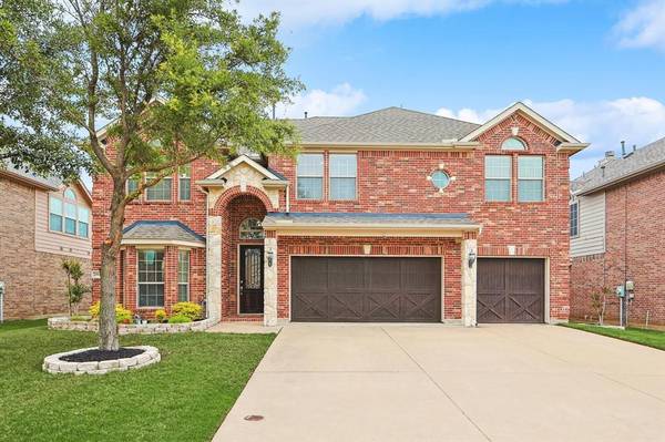 2932 Montalbo, Grand Prairie, TX 75054