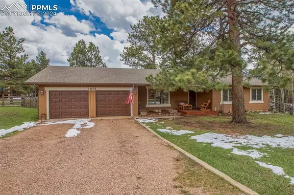 1851 Navajo TRL, Woodland Park, CO 80863