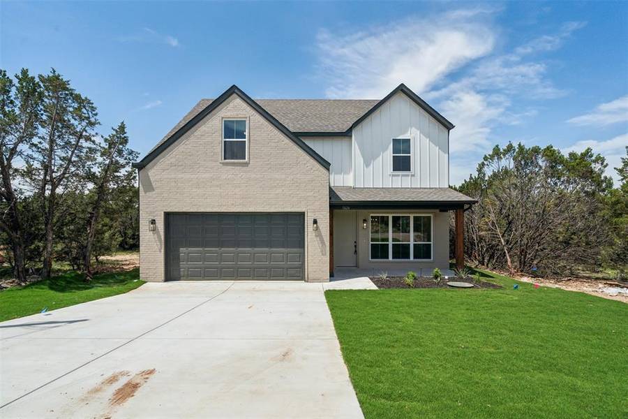 5624 Barkridge Drive, Granbury, TX 76048